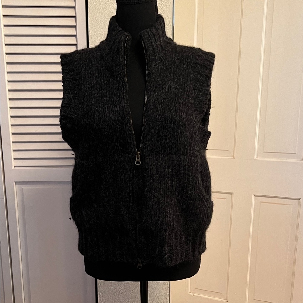 Sundance Black Sleeveless Sweater Vest